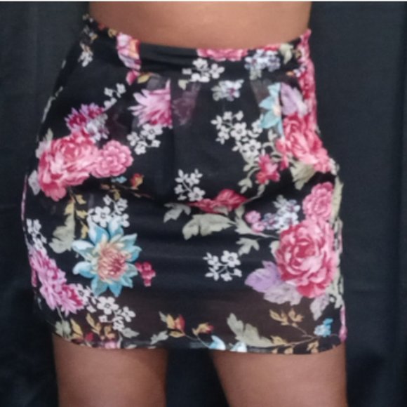 Black Sheer Floral Skirt - Picture 1 of 2